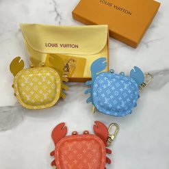 Louis Vuitton AirPods 4 / 3 / Pro / Pro 2 Case – LV Monogram Leather AirPods Cover with Crab Bag Charm