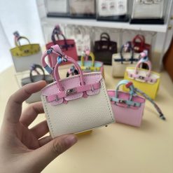 Louis Vuitton Airpords 4 Leather Case Designer Mini Bag Wallet